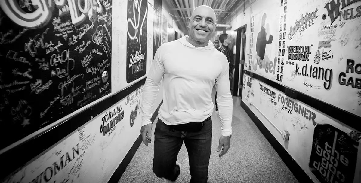 Joe Rogan and selective microphone 
